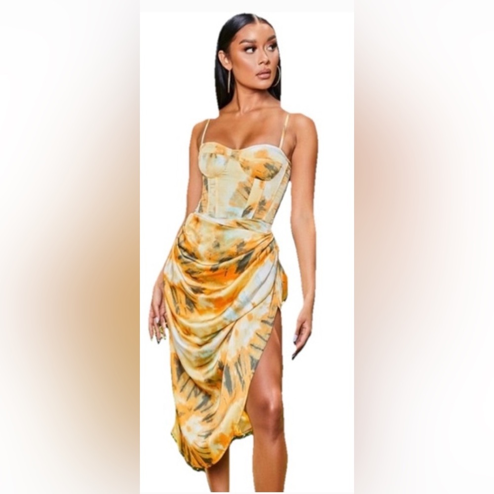 PrettyLittleThing 2 Piece Multicolor Orange - Bustier Top (6) & Side Skirt (4)